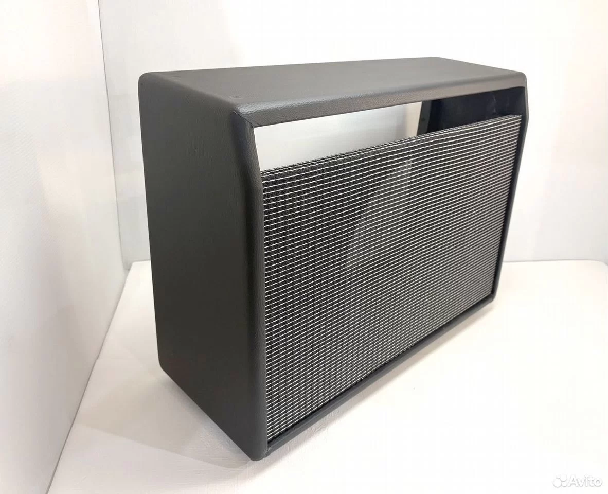 Кабинет для усилителя Deluxe Reverb