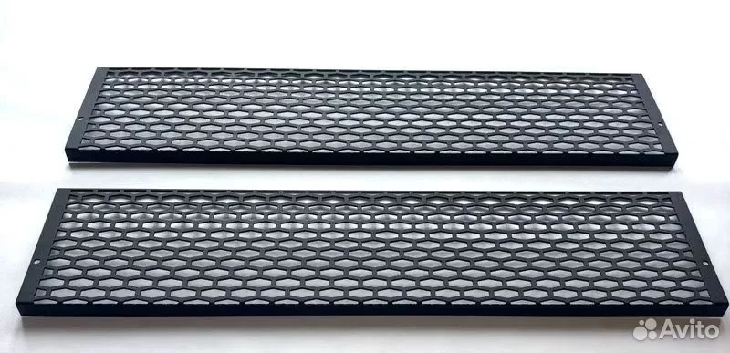  Решетка для гитарного усилителя Slo-100 (соты)